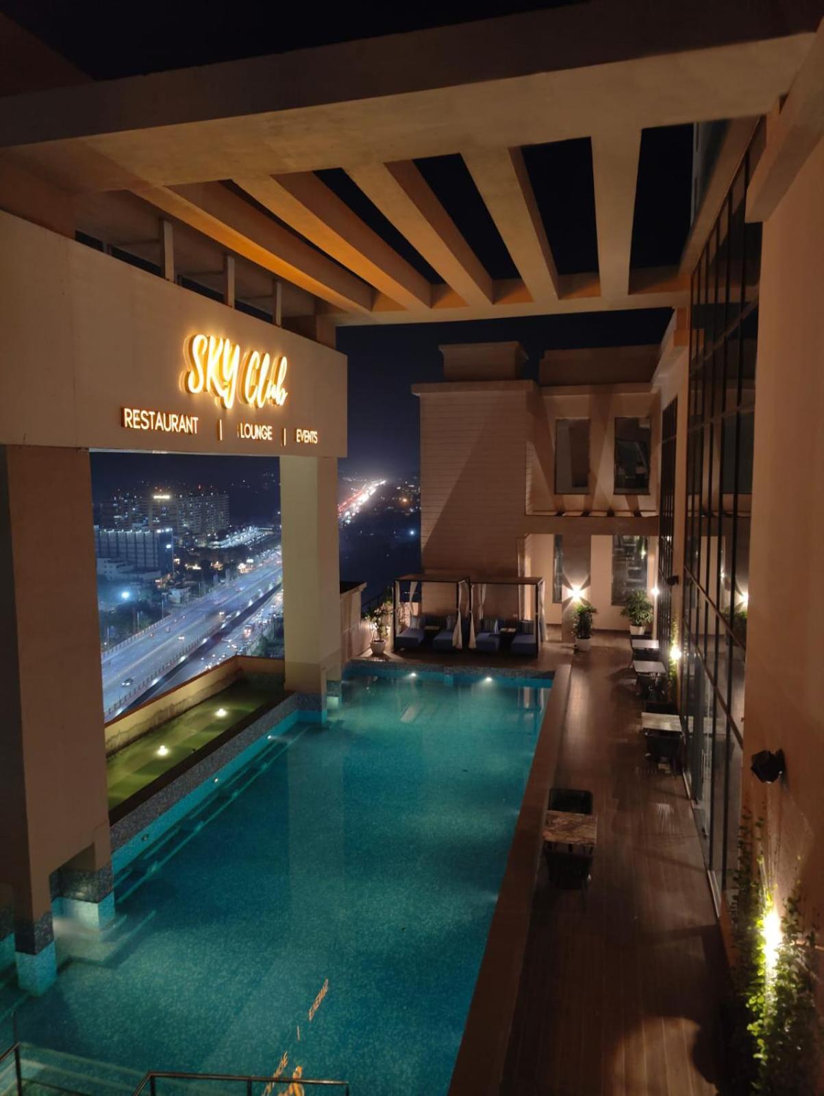 Rhythm Gurugram Hotel & Suites, Sohna Road Gurgaon Exterior photo